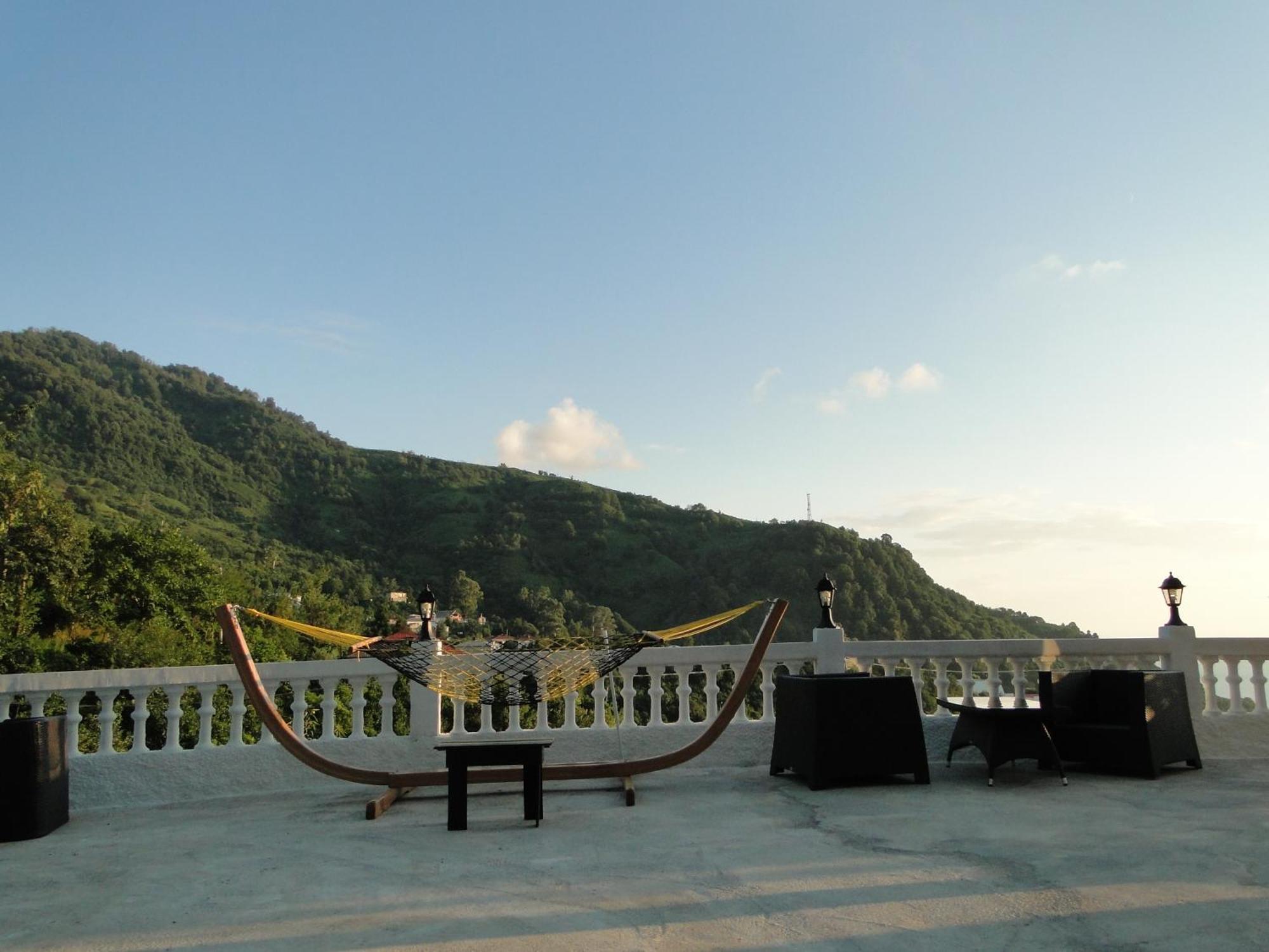 Livada Hotel Gonio Luaran gambar